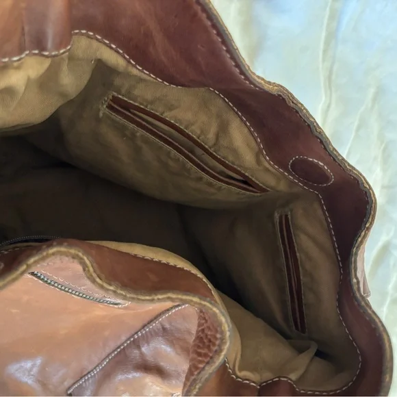 Banana Republic Ashbury Hobo - Picture 6 of 7